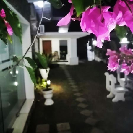 Anna Shanthi Villa Канди Экстерьер фото