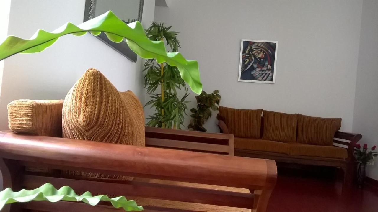 Anna Shanthi Villa Канди Экстерьер фото