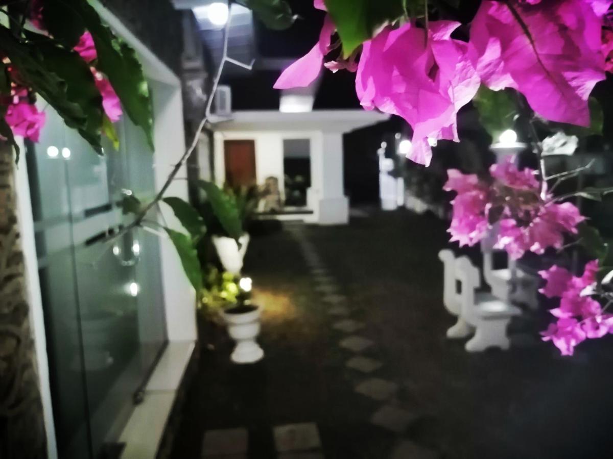 Anna Shanthi Villa Канди Экстерьер фото